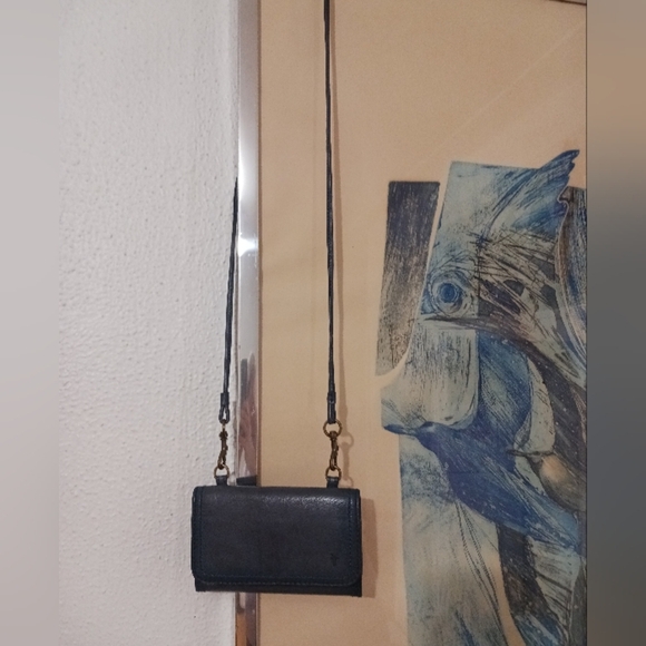 FRYE blue navy genuine leather crossbody wallet, organizer  bag - Picture 2 of 10